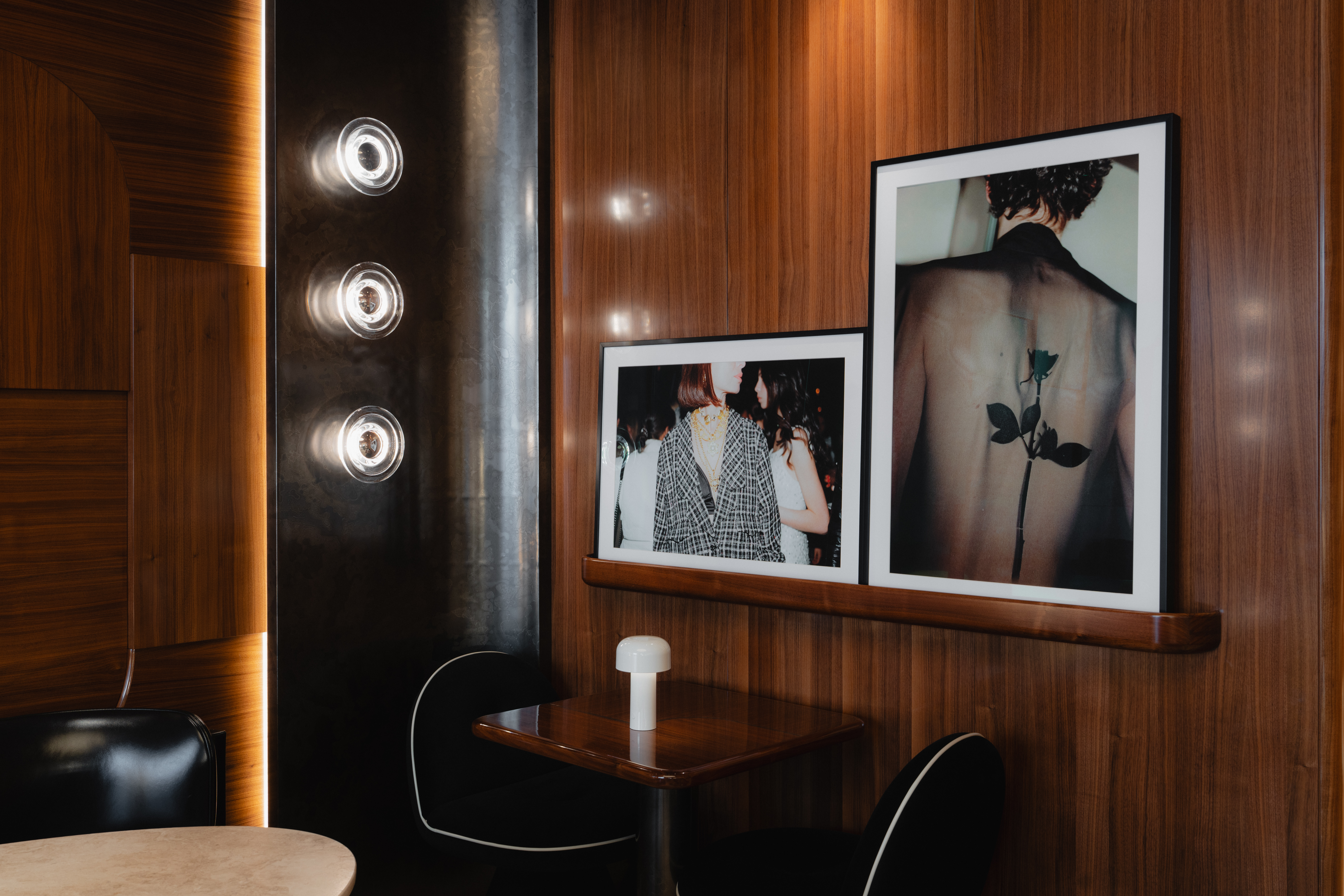 Персональный проект Саши Mademuaselle «i saw you last night» - выставка ТЕO by Cosmoscow