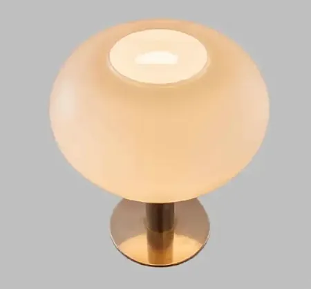 Настольная лампа