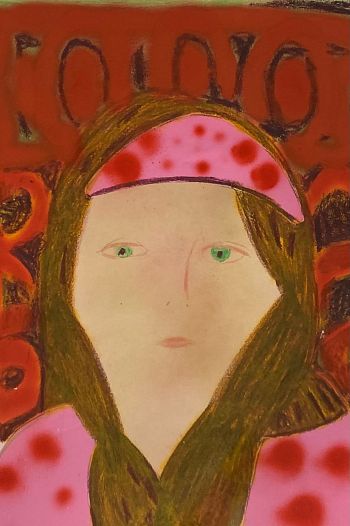 Лицо на красном