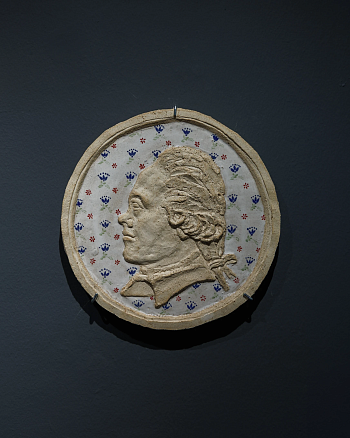 Барельеф «Павел»