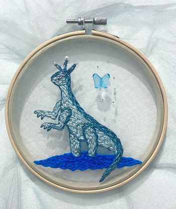 Дино в короне