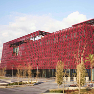 Aishti Foundation - война и арт-мир в Бейруте